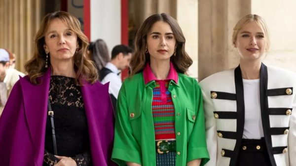 Netflix: Ποια ηθοποιός από το “Emily In Paris” μπαίνει στο “The Crown”;