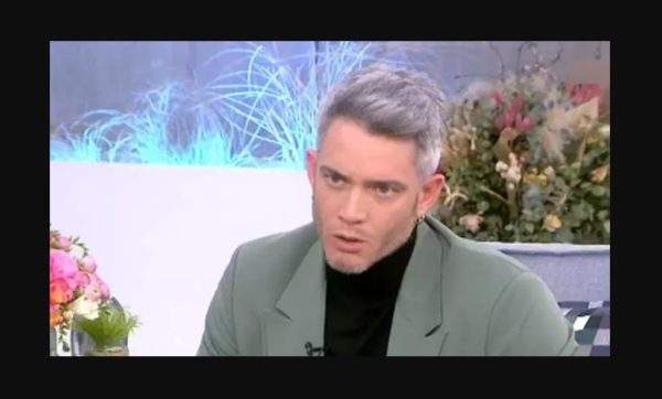 Θεοχάρης Ιωαννίδης: «Στα 16 μου συνέβη κάτι που με σόκαρε και έπεσαν τα μαλλιά μου»
