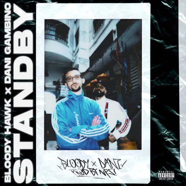 Ο Bloody Hawk και ο Dani Gambino σε εξώφυλλο single με στυλ φωτογραφίας polaroid.