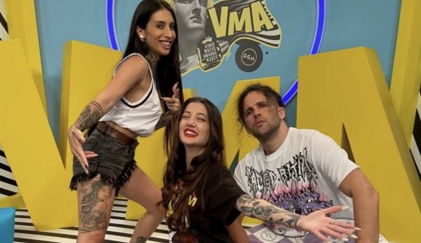 The Viral Heroes: Στα YouTube Trends το επεισόδιο με την Venetia Kamara