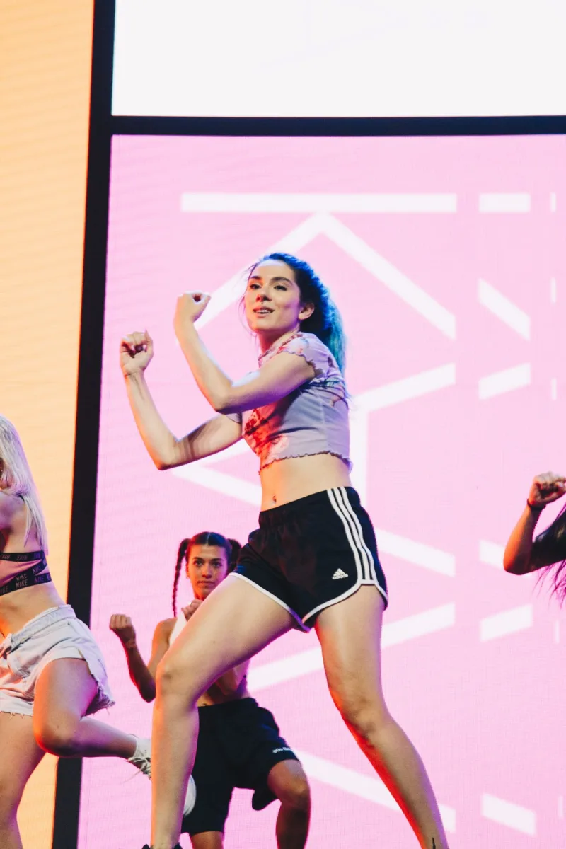 Η Marseaux στη σκηνή των Mad Video Music Awards 2022.