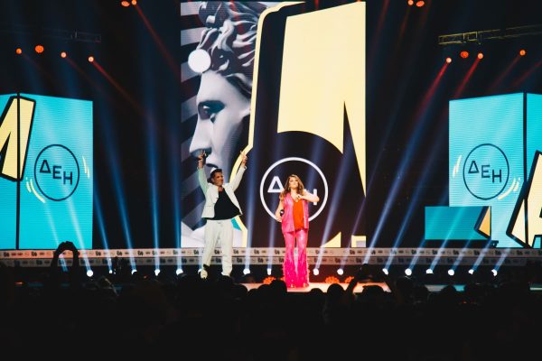 Καίτη Γαρμπή, Θοδωρής Φέρρης, Dj Valentino – Medley | MadVMA22 από τη ΔΕΗ