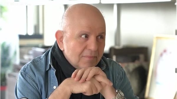 Νίκος Μουρατίδης: «Νομίζουν ότι το τραγούδι είναι κάτι εύκολο»