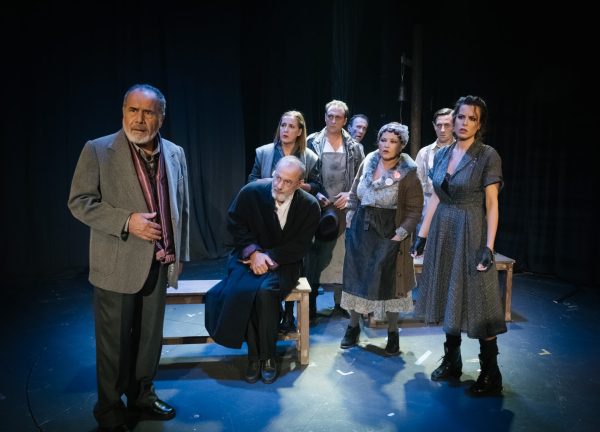 “Dogville”, του Lars von Trier σε σκηνοθεσία Λίλλυς Μελεμέ στο θέατρο Νέος Ακάδημος