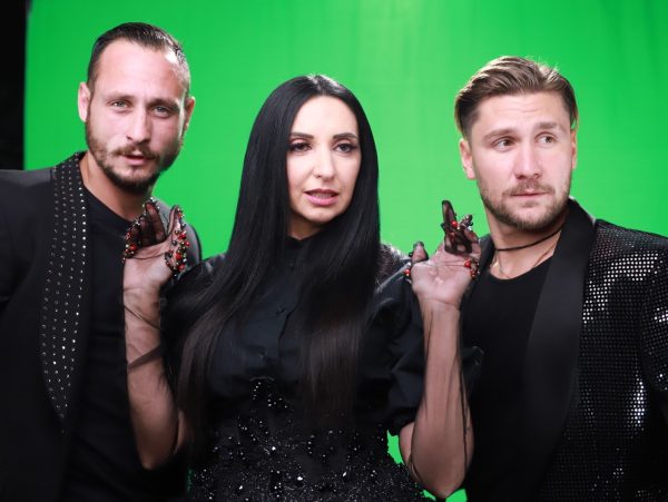 Evgenia: Στο backstage του «Η Kαλύτερη» με πρωταγωνιστές… Survivors!