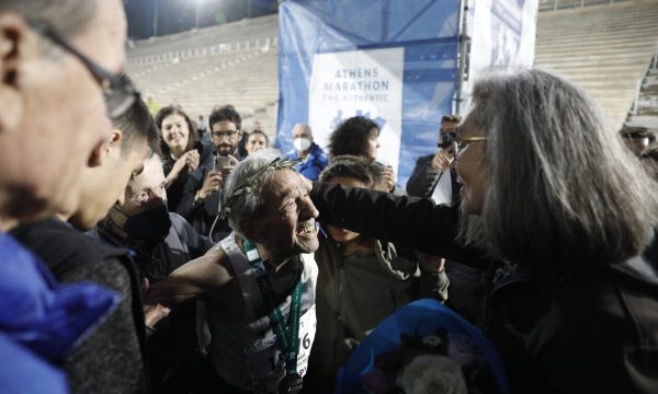 Μαραθώνιος Αθήνας: Ο Στέλιος Πρασσάς τερμάτισε στα 91 του χρόνια