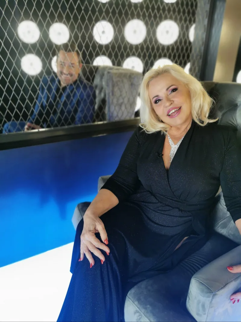 Η Μπέσσυ Αργυράκη και ο Θέμης Γεωργαντάς στο πλατό της εκπομπής After Dark.