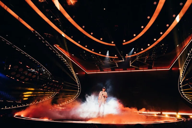 Ο Victor Vernicos στην πρώτη του πρόβα για τη Eurovision 2023.