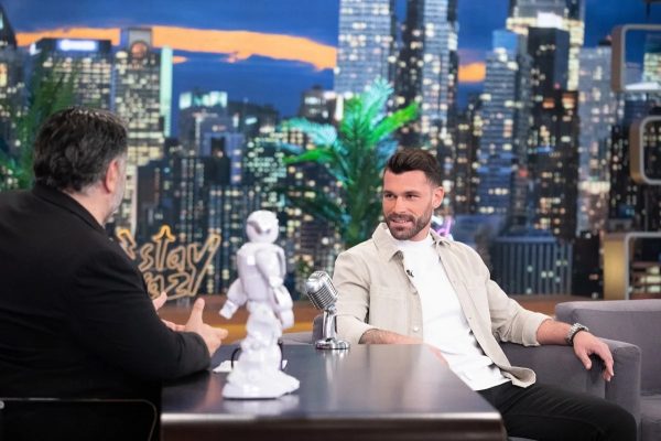 Στάθης Σχίζας: «Ένα ζευγάρι ακούστηκε ότι χώρισε. Γιατί το κάνουμε τόσο θέμα;»