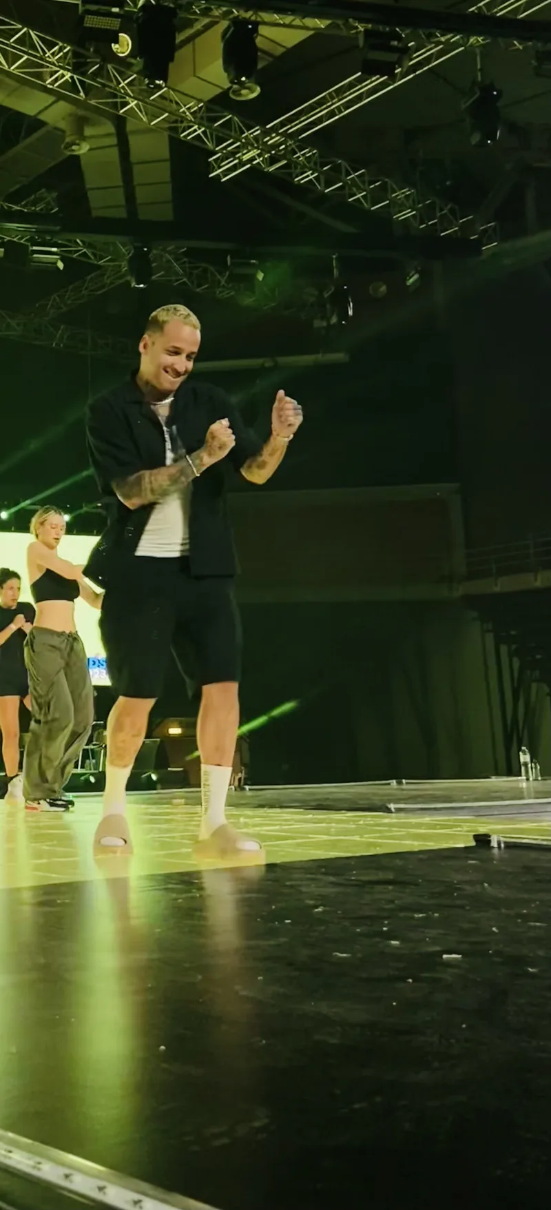 Ο Mc Daddy σε πρόβες για τα Mad VMA 2023.