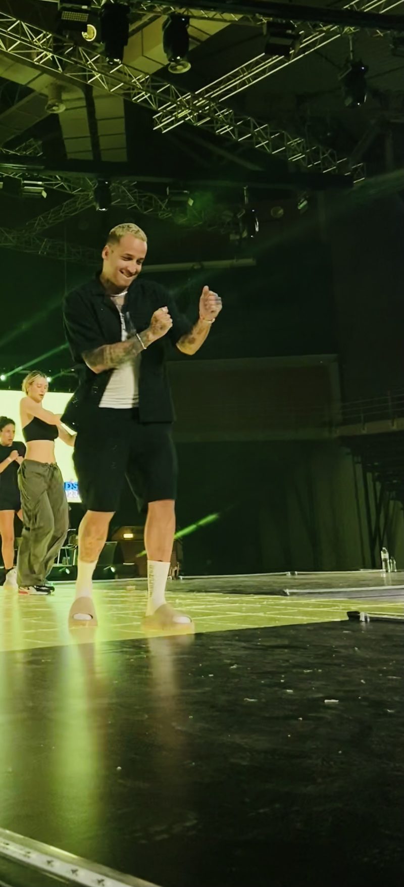 Ο Mc Daddy σε πρόβες για τα Mad VMA 2023.