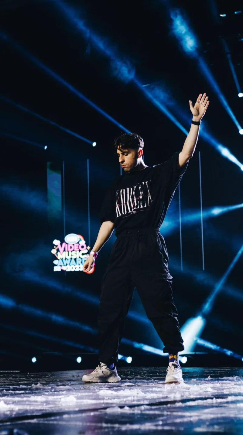 Ο Zaf στη σκηνή των Mad Video Music Awards 2023.