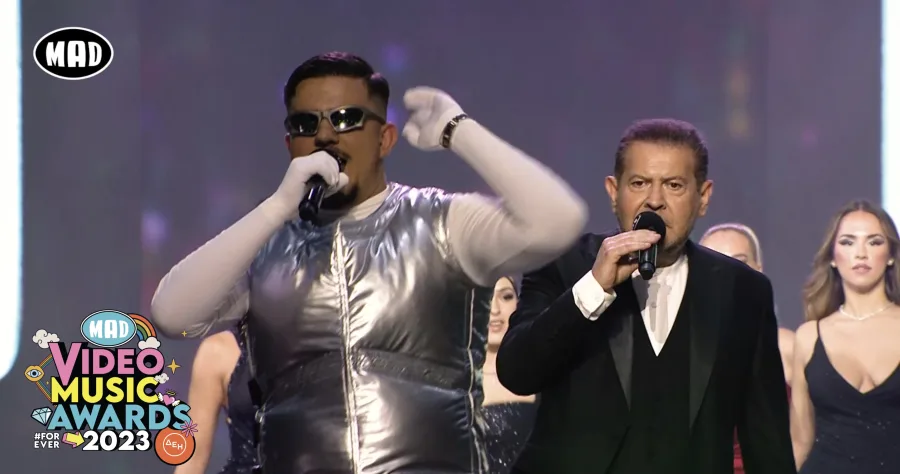 Ο Ivan Greko και ο Χάρης Κωστόπουλος στη σκηνή των Mad VMA 2023.