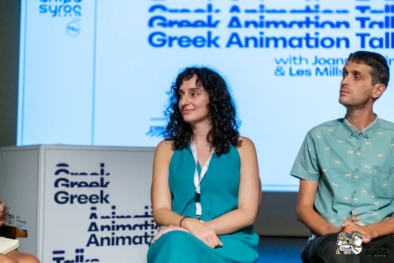 Δύο άτομα σε πάνελ συζήτησης του Animasyros 2023.