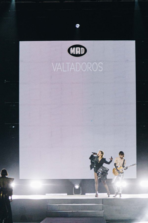Κατερίνα Λιόλιου for Valtadoros – The Show Must Go On | MadWalk23 by Three Cents
