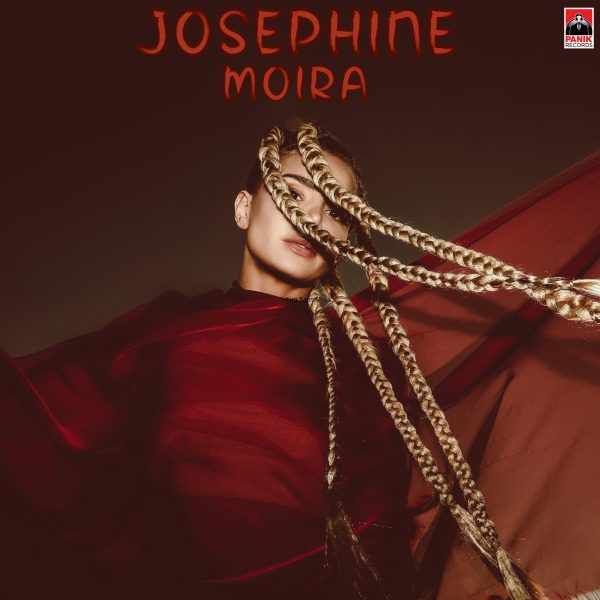 Josephine: Κυκλοφόρησε το music video του νέου της super hit «Μοίρα»