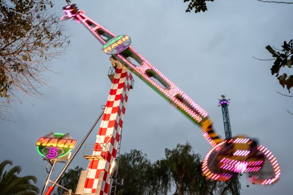 Το παιχνίδι Mach 5 σε κίνηση στο Allou! Fun Park κατά τη διάρκεια του Pre Xmas Booster Party.