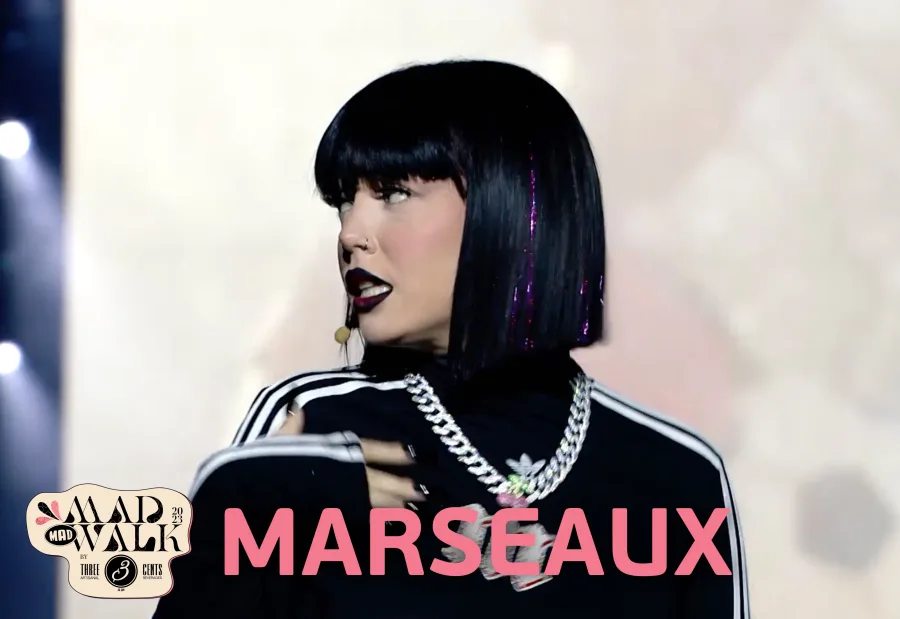 Η Marseaux στη σκηνή του MadWalk 2023