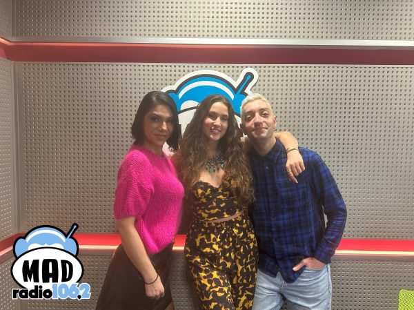 «Της Κατίνας το Κάγκελο»… με την Evangelia