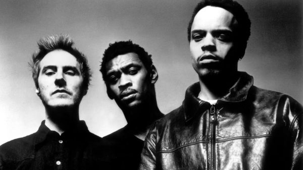 Massive Attack και Tom Waits ενώνουν δυνάμεις σε ένα single που σηματοδοτεί μια νέα εποχή