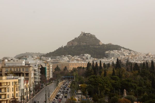 Καιρός: Τριήμερο κακοκαιρίας στην Αθήνα