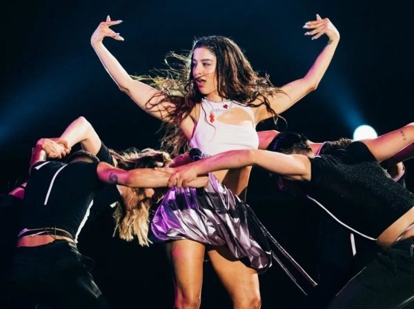 Μαρίνα Σάττι: Το ZARI στα 10 καλύτερα Eurovision τραγούδια όλων των εποχών