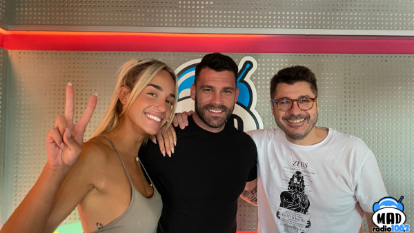 Mad Radio 106,2 – Only Fun: Ο Στάθης Σχίζας ετοιμάζεται να σηκώσει την κούπα του J2US