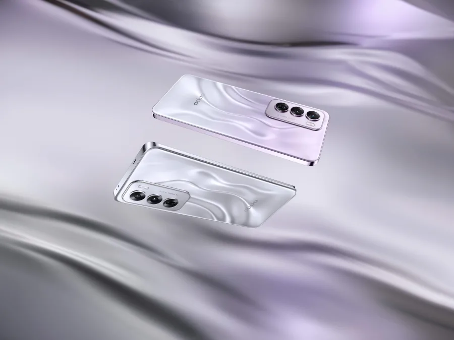 Δύο smartphones OPPO Reno12 σε ασημί και μωβ χρώμα με κυματιστό ανάγλυφο πίσω μέρος.