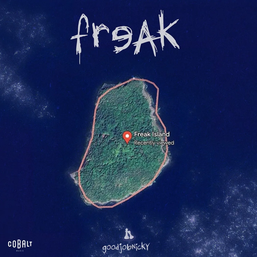 Εξώφυλλο του single Freak από τον Good Job Nicky με δορυφορική λήψη νησιού.