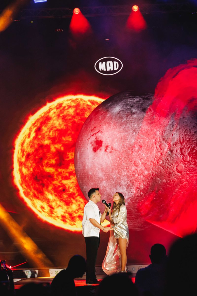 Mad VMA24 από την ΔΕΗ | Δέσποινα Βανδή & Θοδωρής Φέρρης – Πάλι Πάλι / Πανσέληνος