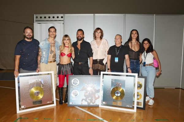 Maneskin: Η πολυπλατινένια βράβευση για την επιτυχία τους στην Ελλάδα