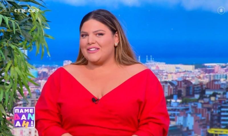 Δανάη Μπάρκα: «Φοράω το φόρεμα που φορούσα στην πρώτη εκπομπή της ζωής μου»