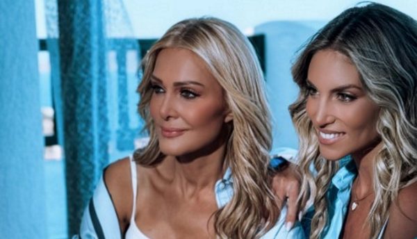 Αθηνά Οικονομάκου: Πρωταγωνιστεί στο νέο video clip της Νατάσας Θεοδωρίδου