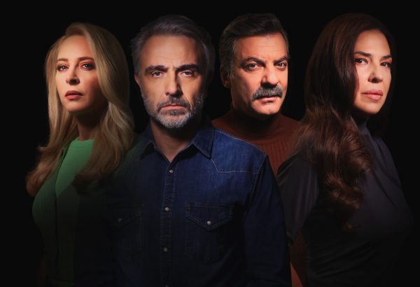 Θέατρο ΑΛΑΜΠΡΑ – “2:22 – A Ghost Story”: Το θρίλερ που συνδυάζει ίντριγκα, χιούμορ και τρόμο