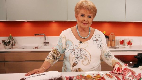 Έφυγε από τη ζωή η Βέφα Αλεξιάδου