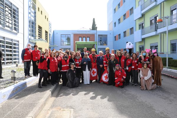 Ελληνικός Ερυθρός Σταυρός: Προσέφερε χαμόγελα και ελπίδα στα παιδιά της Ογκολογικής Μονάδας Παίδων «Μαριάννα Β. Βαρδινογιάννη-ΕΛΠΙΔΑ»