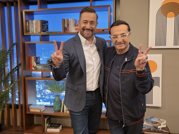 Ο Θέμης Γεωργαντάς υποδέχεται  τον Λευτέρη Πανταζή, στο «After Dark»