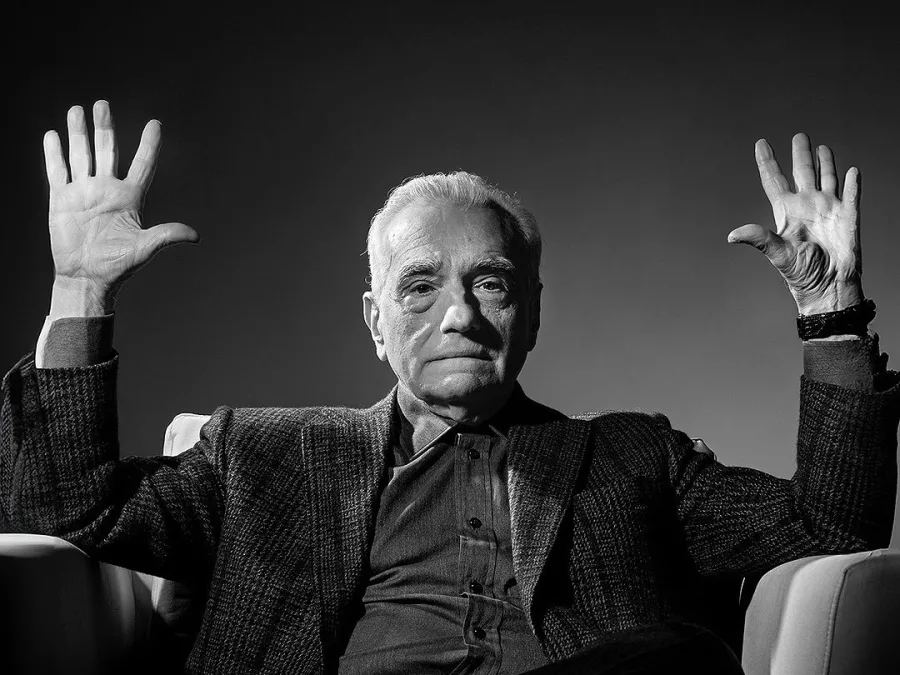 Ο σκηνοθέτης Martin Scorsese σε πλάνο από την ταινία Midnight Vendetta.