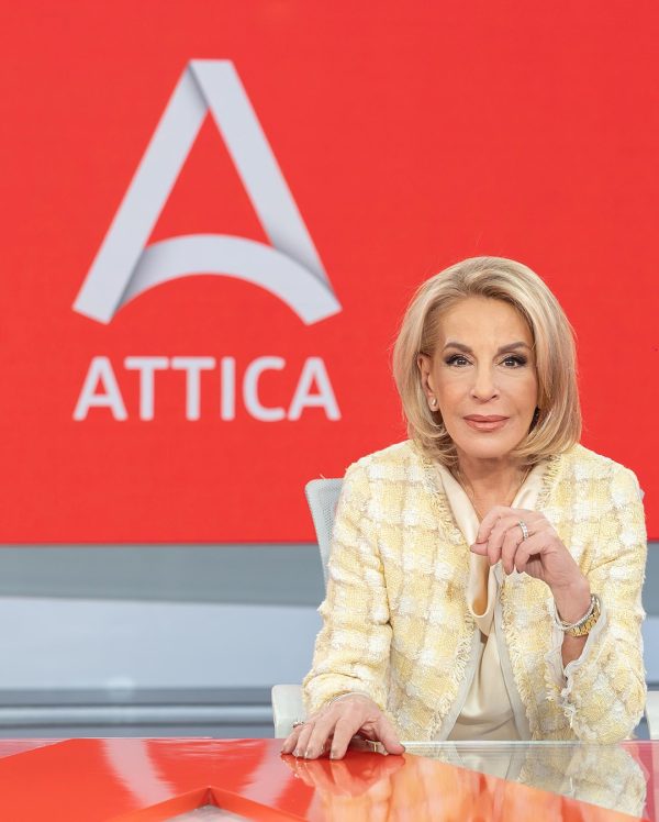 Από το κόκκινο… στο μπλε το Attica TV!