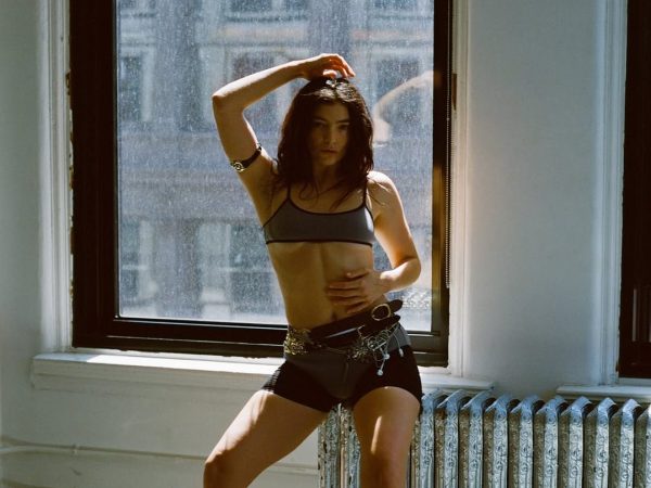 H Lorde επιστρέφει με ένα νέο album και είναι μια άλλη…