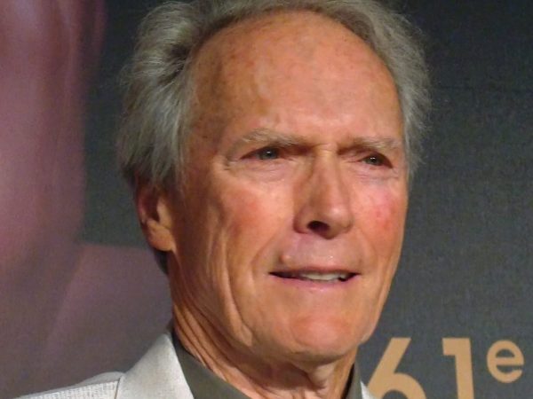 Ο Clint Eastwood προς τους σκηνοθέτες: «Κάντε κάτι καινούργιο ή μείνετε σπίτι σας»
