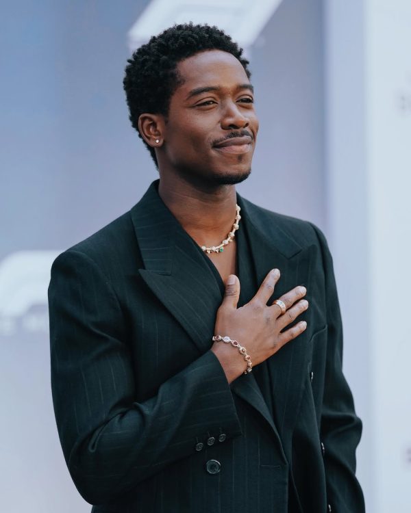 &Omicron; &eta;&theta;&omicron;&pi;&omicron;&iota;ό&sigmaf; Damson Idris, &omicron; &omicron;&pi;&omicron;ί&omicron;&sigmaf; &phi;&eta;&mu;&omicron;&lambda;&omicron;&gamma;&epsilon;ί&tau;&alpha;&iota; &omega;&sigmaf; &omicron; &epsilon;&pi;ό&mu;&epsilon;&nu;&omicron;&sigmaf; Black Panther &sigma;&tau;&omicron; &sigma;ύ&mu;&pi;&alpha;&nu; &tau;&eta;&sigmaf; Marvel.