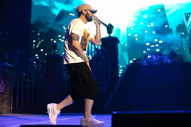 Ο ράπερ Eminem σε φωτογραφία από το επίσημο προφίλ του στο Instagram, με αφορμή τη δικαστική διαμάχη με τη Meta.