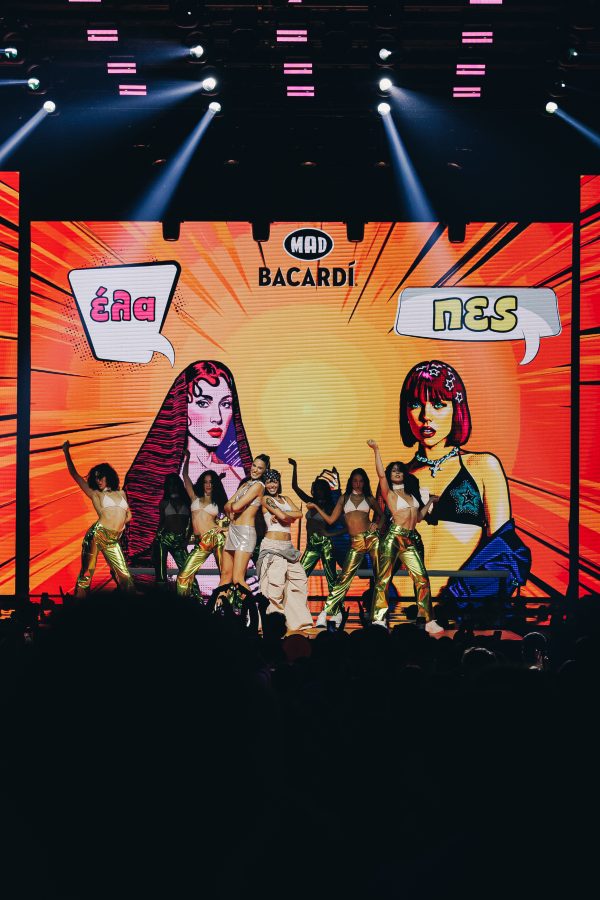 Evangelia & Marseaux ξεσήκωσαν το γήπεδο στα MAD Video Music Awards 2025 από την ΔΕΗ