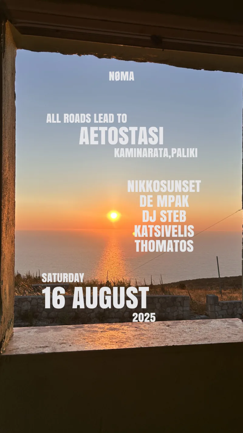 Αφίσα για το NØMA Festival στην Κεφαλονιά με φόντο το ηλιοβασίλεμα στη θάλασσα.