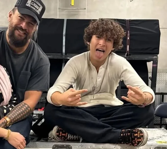 Ο Nakoa Wolf Momoa, γιος του Jason Momoa, σε φωτογραφία από τον προσωπικό του λογαριασμό στο Instagram.