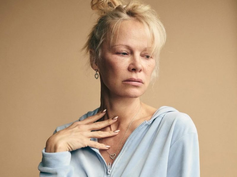 Η Pamela Anderson θέλει να αλλάξει όνομα όμως δεν την αφήνουν