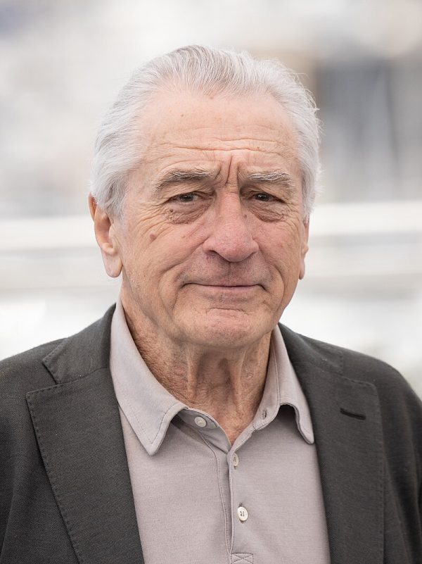 Οι ηθοποιοί Robert De Niro και Owen Wilson στην ταινία Meet the Parents 4.