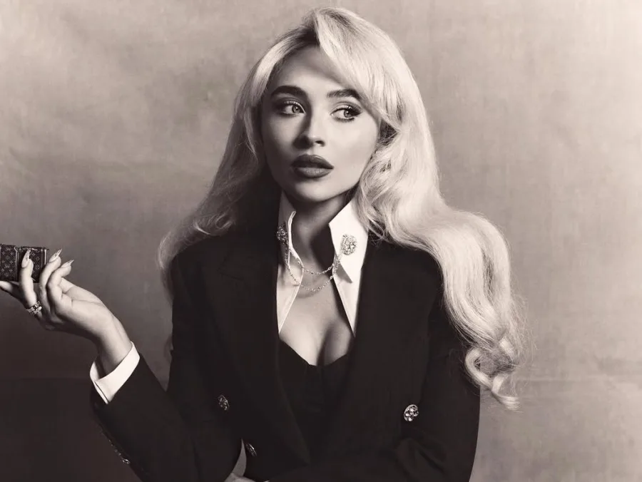 Η τραγουδίστρια Sabrina Carpenter σε φωτογραφία από τον προσωπικό της λογαριασμό στο Instagram.
