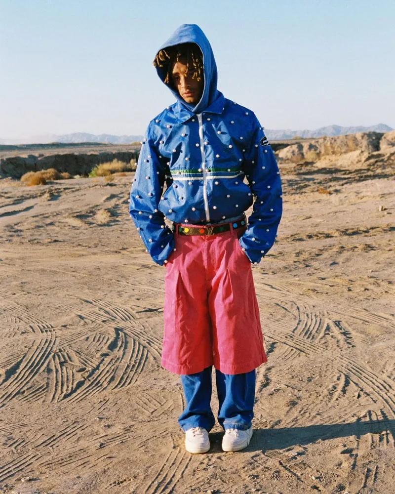 Ο Jaden Smith με πρωτοποριακό στυλ που δημιουργεί τάσεις στη μόδα.